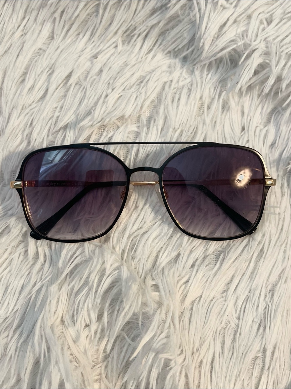 Laundry aviator gold metal frame sunglasses